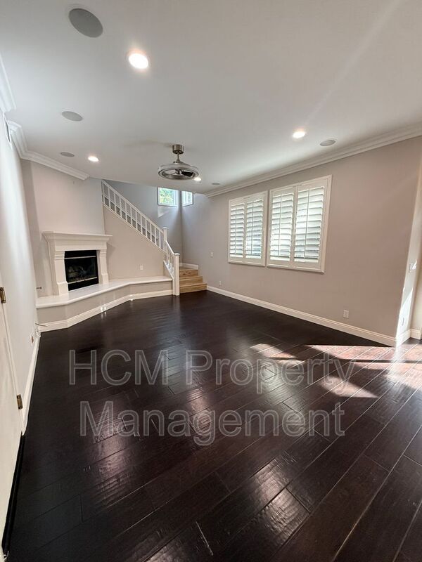 Building Photo - 75 Copper Leaf