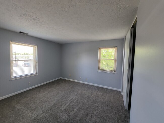 Building Photo - 2831GOOSECREEKRD