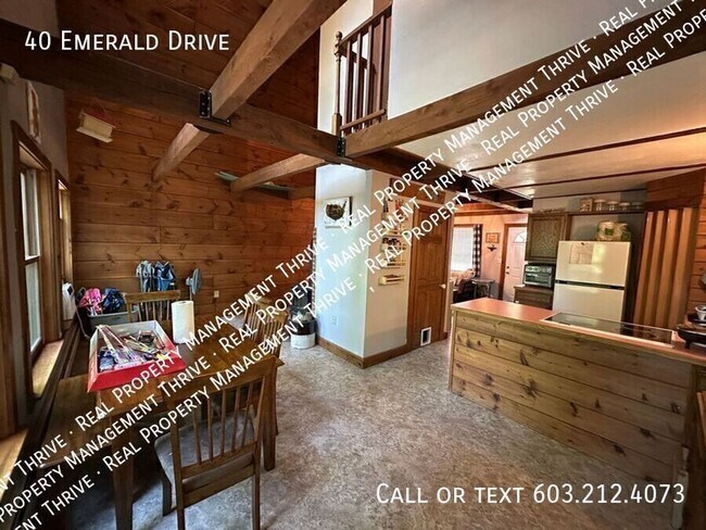 Building Photo - 40 Emerald Dr