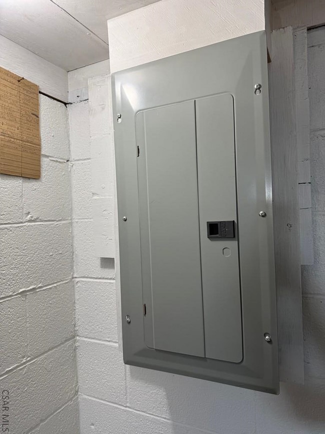 Building Photo - 1727 Scalp Ave