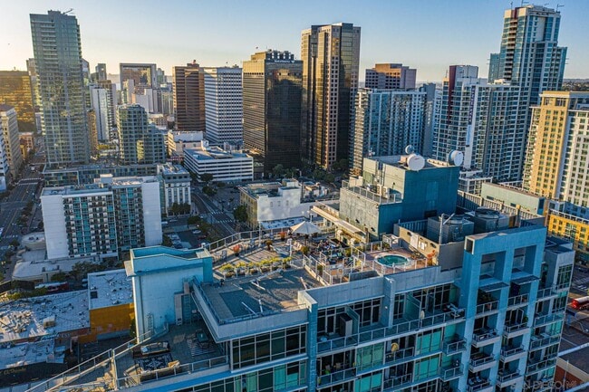 Roof Deck View - 1080 Park Blvd