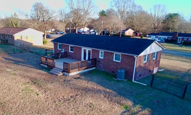 Building Photo - 3935 Elkton Trail