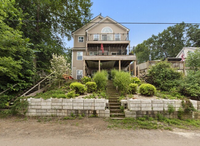 Primary Photo - 5307 Dickson Rd
