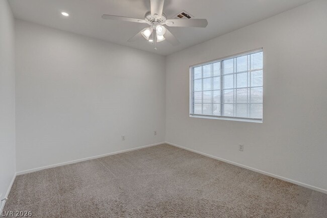 Building Photo - 5938 Gentleslope St