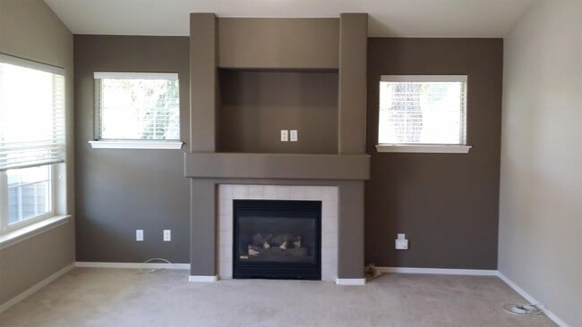 Primary Photo - 1656 Kennedy Pl