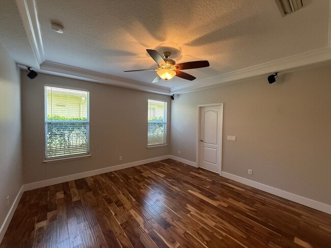 Building Photo - Beautiful Single Family Home in Windermere!