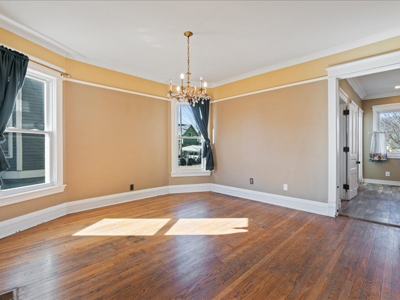 Building Photo - 1517 9th Ave