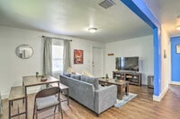 Building Photo - 1920 NW 47th St