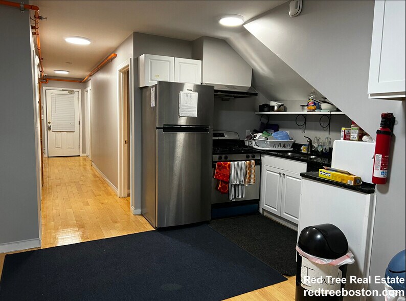 Building Photo - 1778 Commonwealth Ave