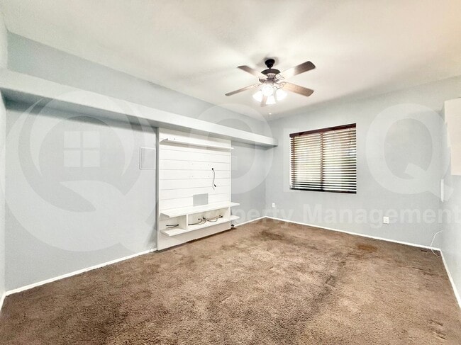 Building Photo - 1242 W Glenmere Dr