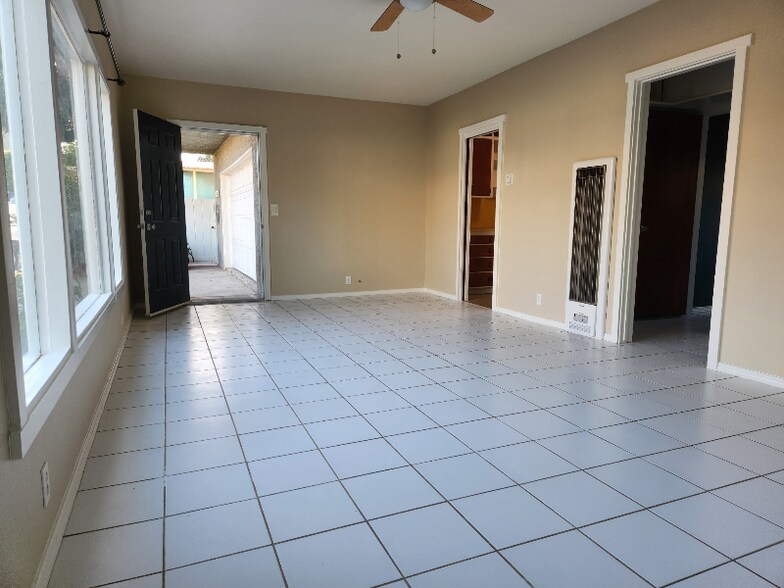 Building Photo - 1521 Marine Ave