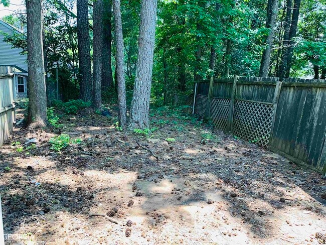 Building Photo - 8975 Stonebridge Blvd