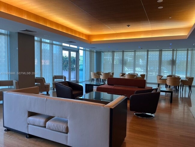 Building Photo - 55 SE 6th St