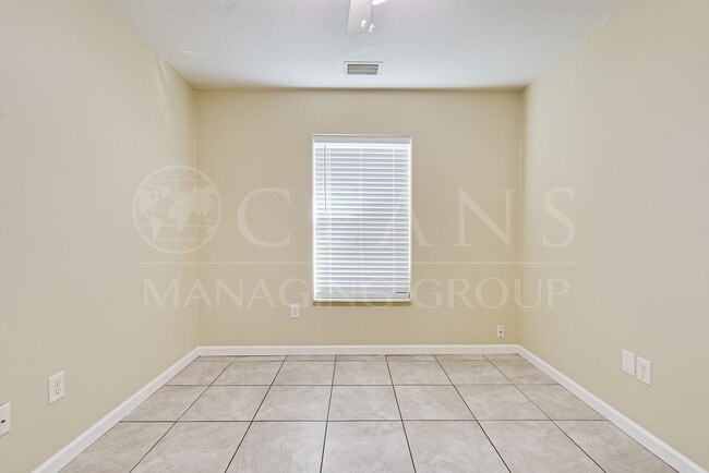 Building Photo - Charming 3-Bedroom Home Just 3 Blocks from the Ocean