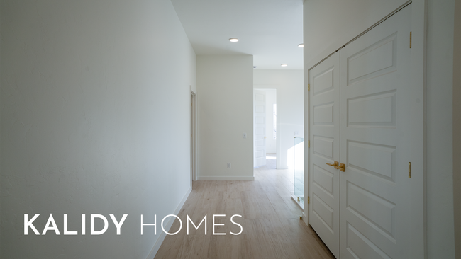 Building Photo - 605 N Idaho Ave