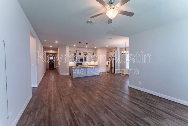 Building Photo - 1017 Coulee Dr