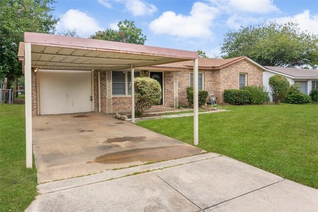 Building Photo - 5229 Ira St