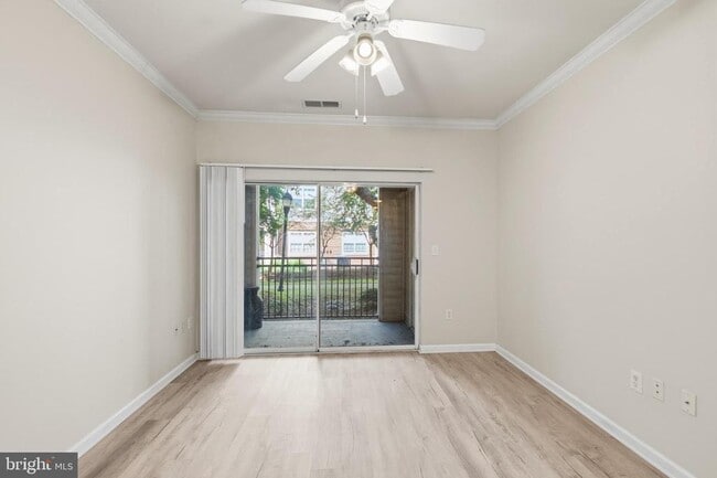 Building Photo - 12913 Centre Park Cir