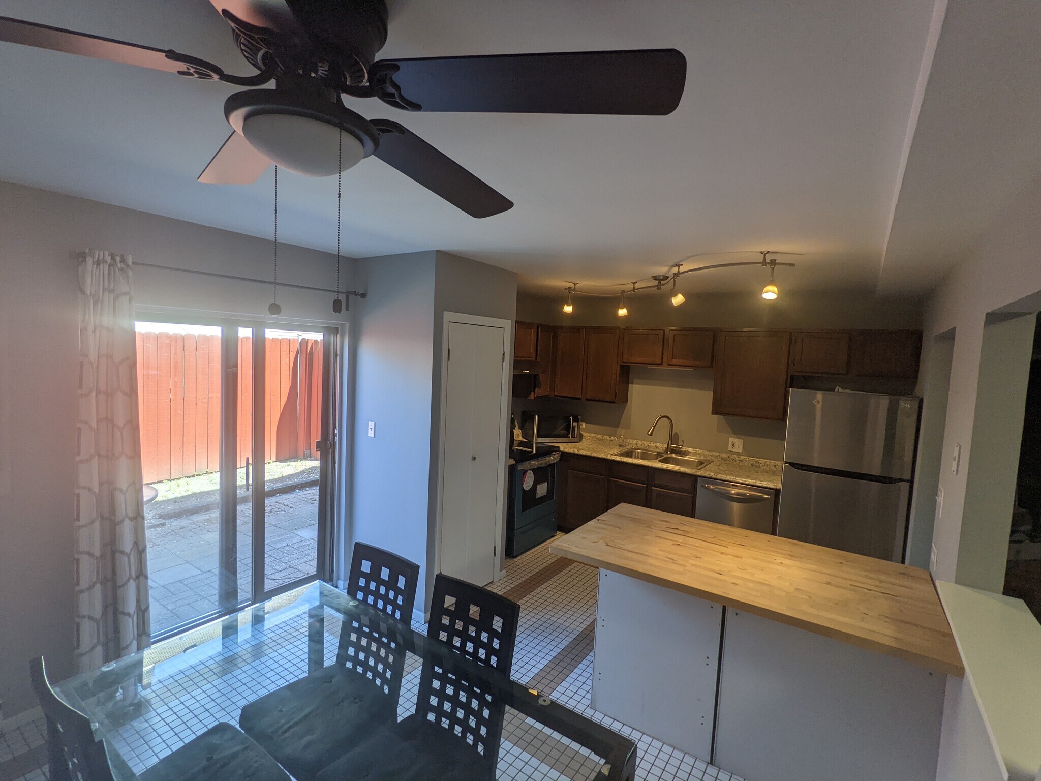 Kitchen 1 - 7525 Adams St