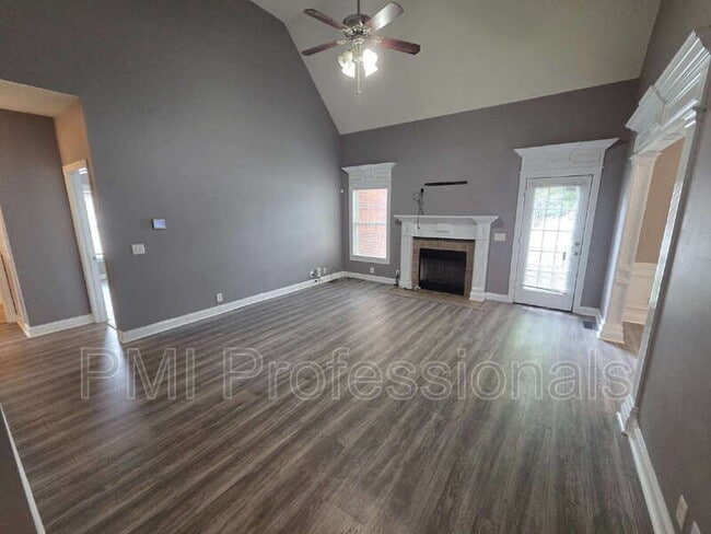 Building Photo - 3606 Geneva Dr