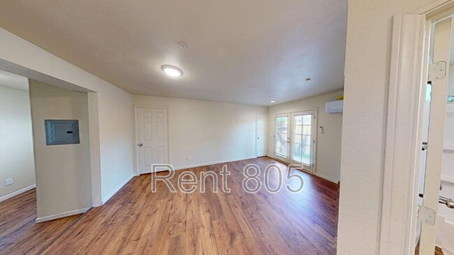 Building Photo - 622 S Seaward Ave