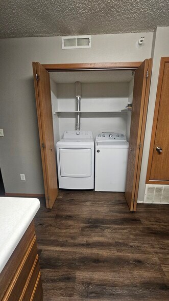 Building Photo - 605 Kimberlite St