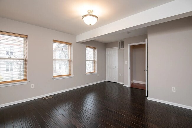 Building Photo - 1708 9th St NW