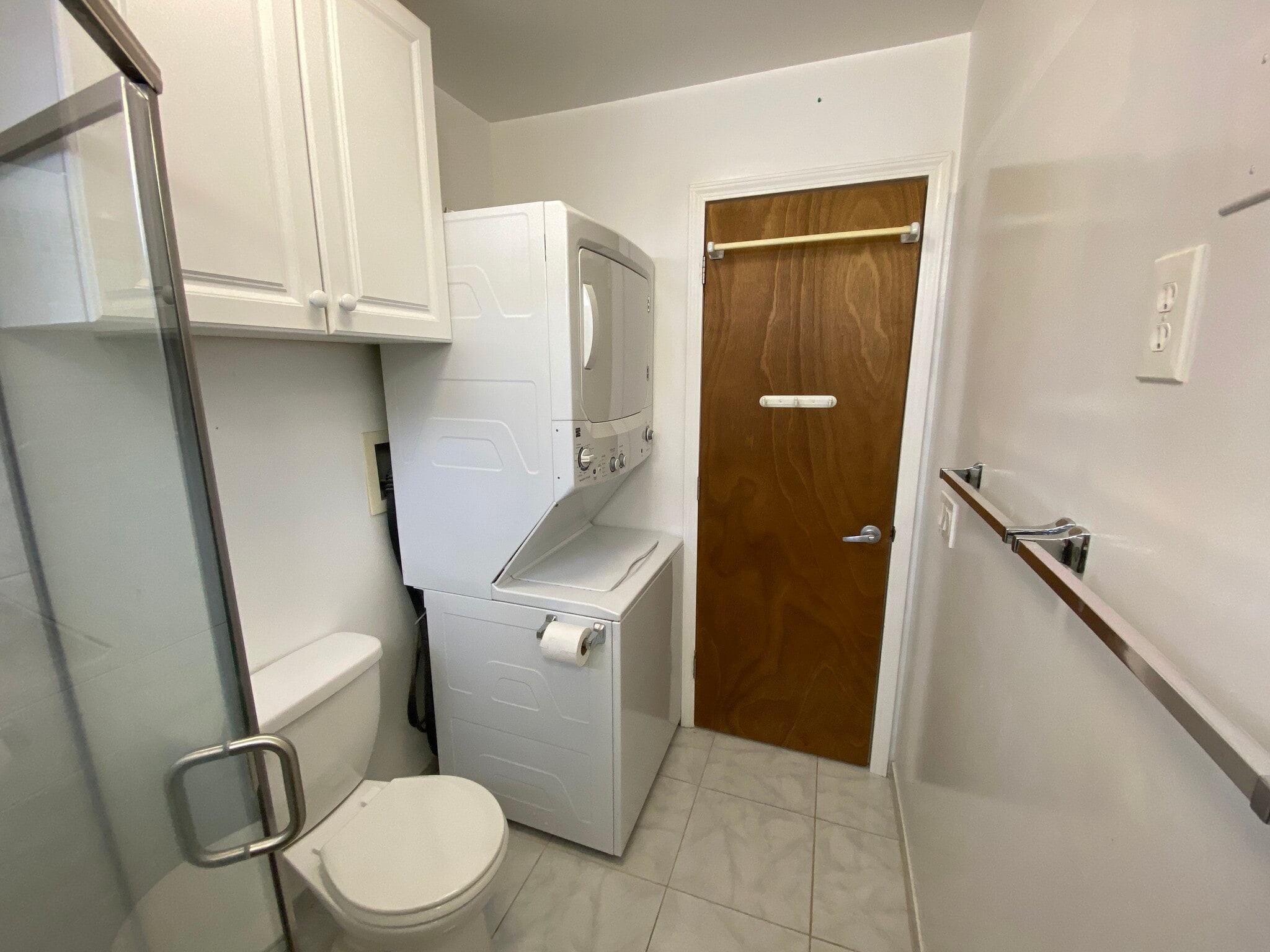 Laundry center in bathroom - 3708A Claudine St