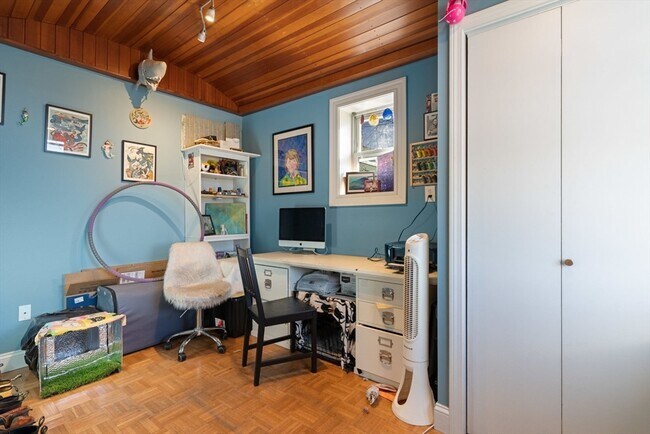 Building Photo - 99 W 4th St