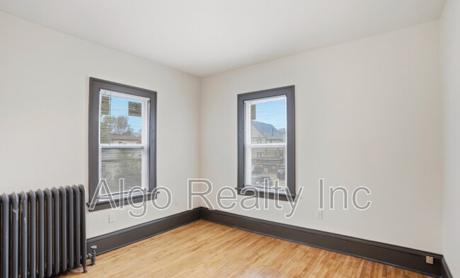 Building Photo - 3433 Portland Ave