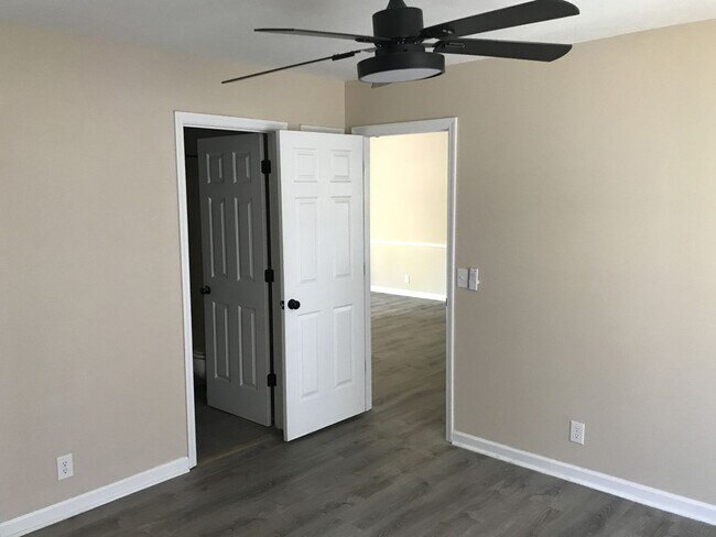 Building Photo - Move-In Ready 3 Bedroom 2 Bath Home in Antioch!