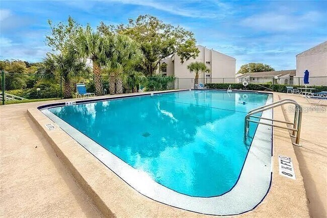 Building Photo - 2625 FL-590