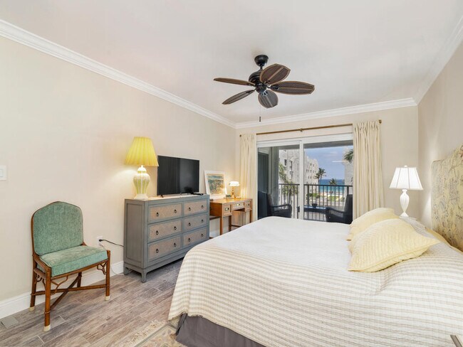 Building Photo - 3520 S Ocean Blvd