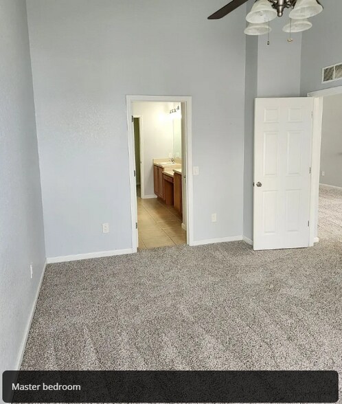 Building Photo - 4505 SW 52nd Cir