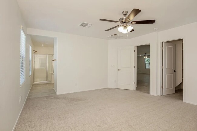 Building Photo - 2432 W Jessica Ln