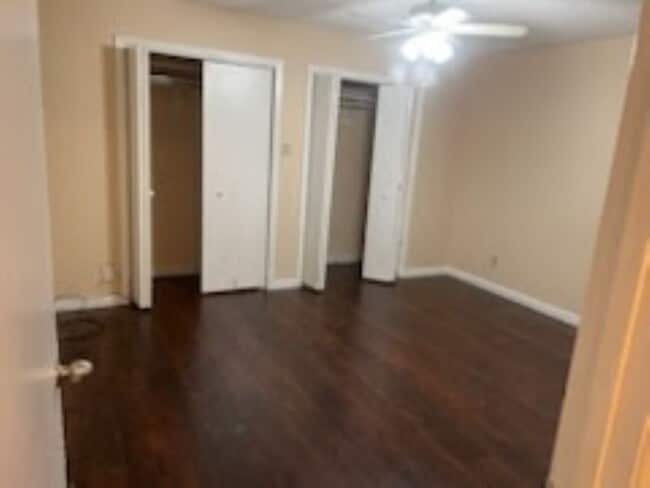 Building Photo - 121 Wildwood Dr