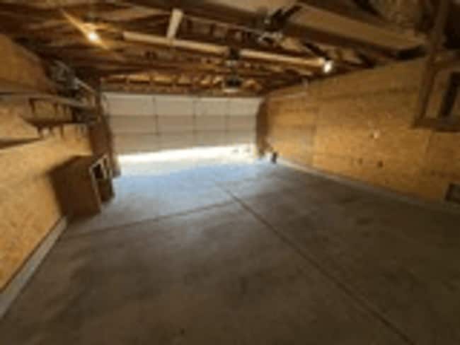 Building Photo - Eastside 3 bedroom 2 bath move in ready