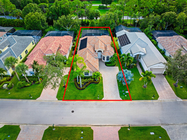 Building Photo - 7668 Greenbrier Cir