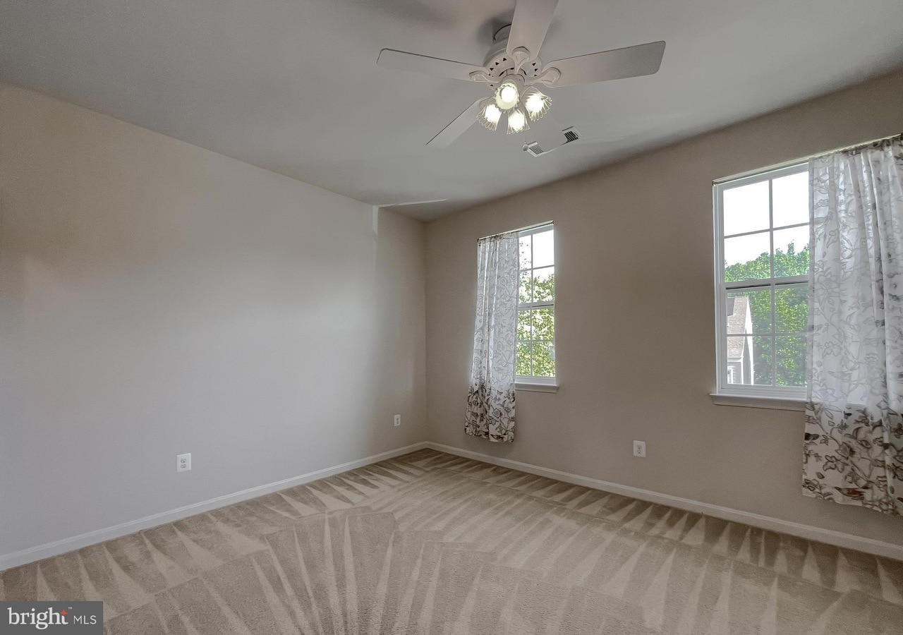 Building Photo - 44017 Swift Fox Dr