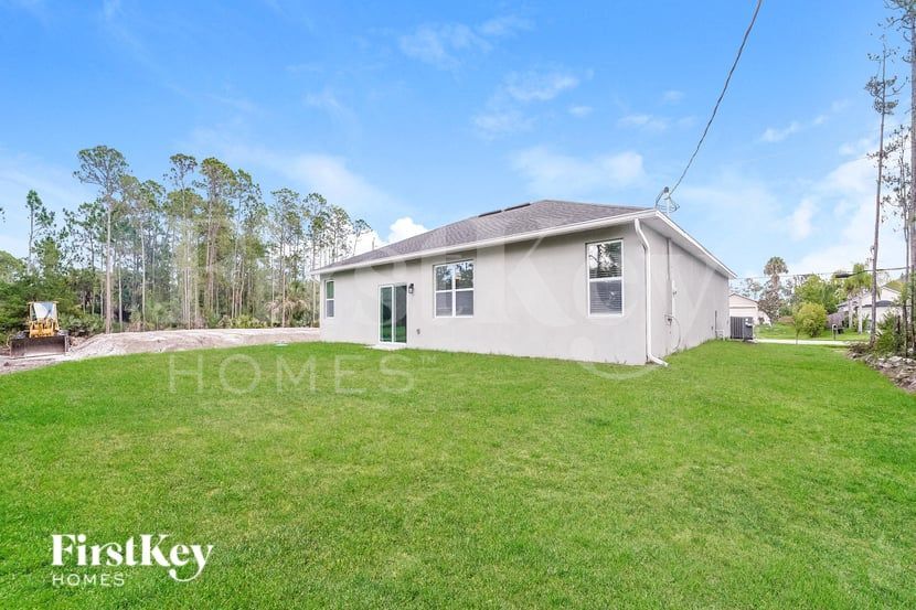 Building Photo - 2420 San Filippo Dr SE