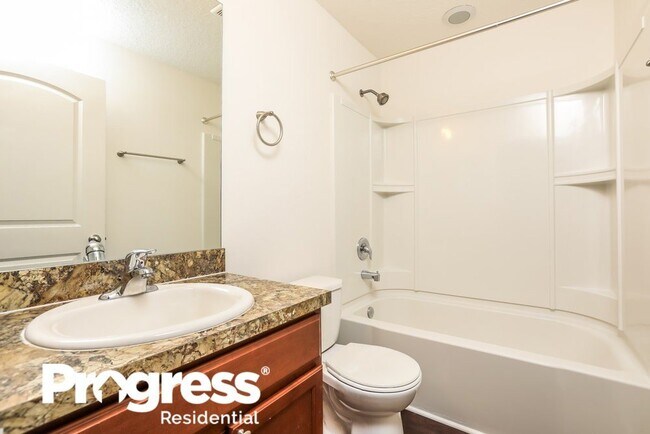 Building Photo - 2404 Bexley Dr