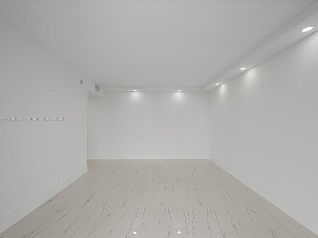 Building Photo - 2000 Presidential Way