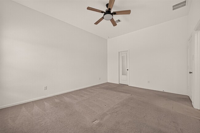 Building Photo - 3242 Spanish Oak Ln