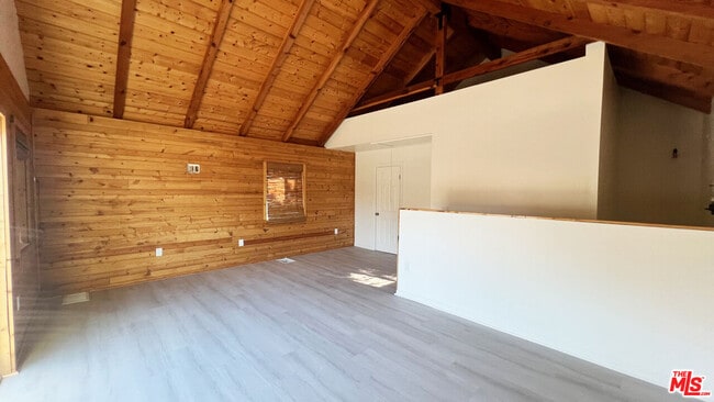 Building Photo - 22111 Independencia St