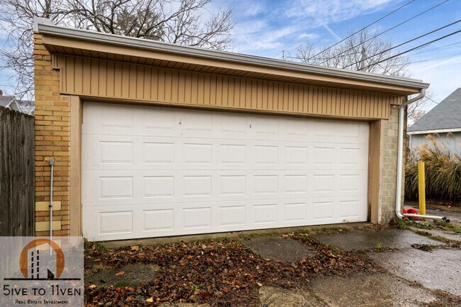 Building Photo - 1203 Arbor Ave