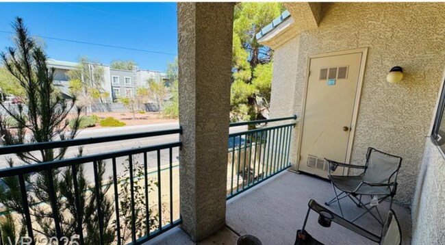 Building Photo - 5155 W Tropicana Ave