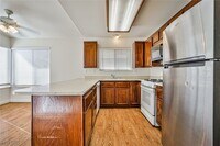 Building Photo - 1505 Wintergreen Dr