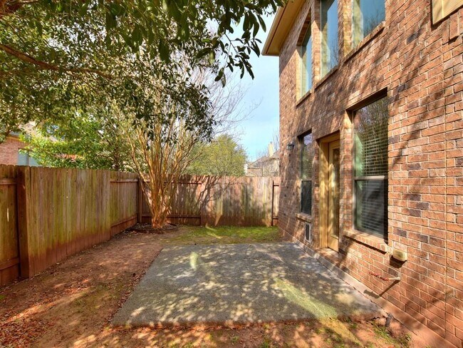 Building Photo - 12522 Enchanted Forest Dr