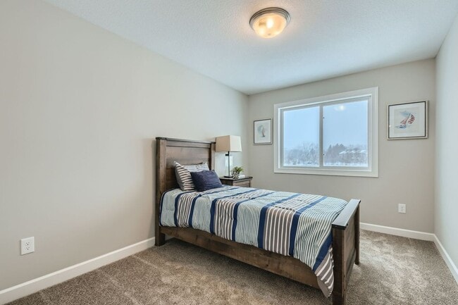 Building Photo - End Unit Brand New Townhome