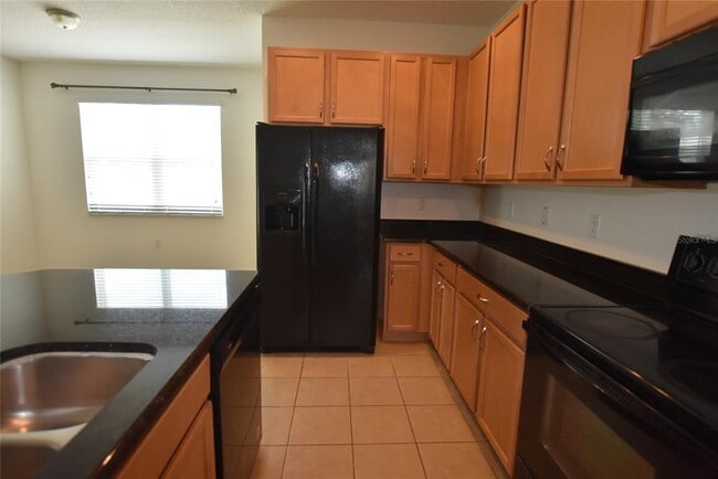 Building Photo - 1333 Merion Dr